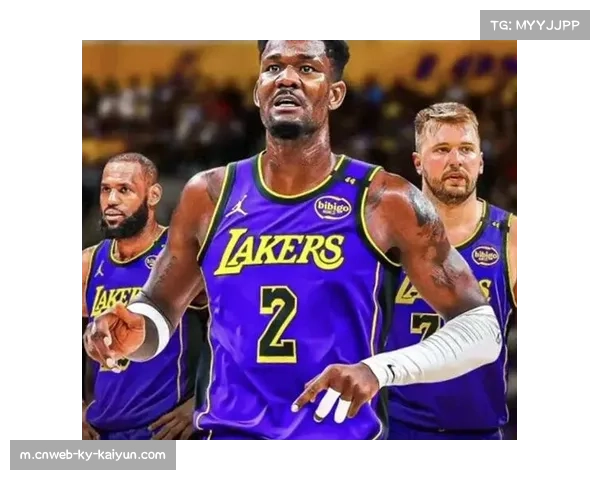 艾顿谈防守调整成果与信任体系:坚信团队凝聚力将塑造球队未来 艾顿谈防守调整成果与信任体系:坚信团队凝聚力将塑造球队未来