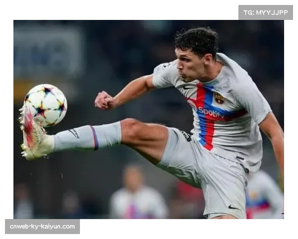 法兰克福后防双核克里斯滕森与科林斯踝关节扭伤 复出时间未定